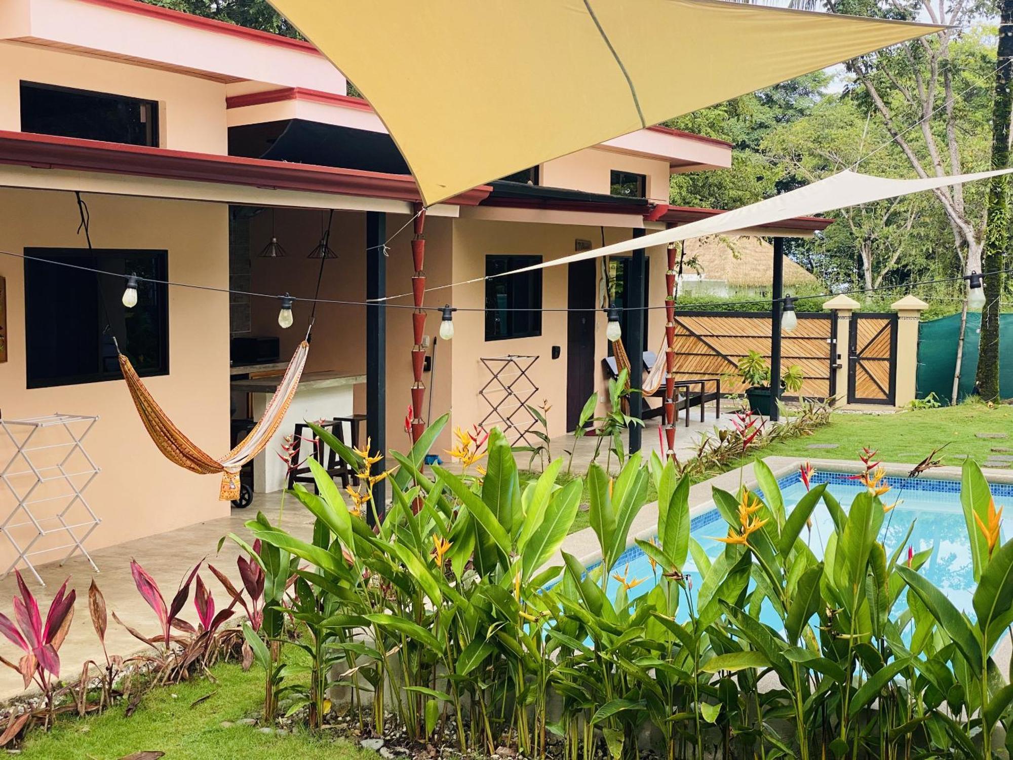 Brahman Bungalows On Pavones Point Chambre photo